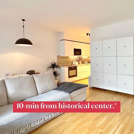 Apartment With Free Parking In Prag Dış mekan fotoğraf
